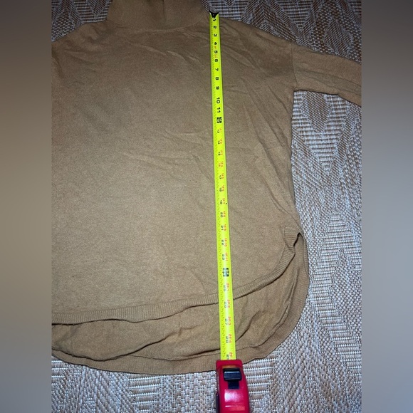 Treasure & Bond Comfy Tan Turtleneck Sweater,Pima Cotton,Classic,Everyday,Size M - Picture 7 of 9